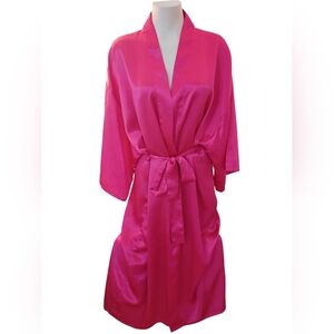 🏷 Eaton Vanity Fair Pink Satin Robe One Size